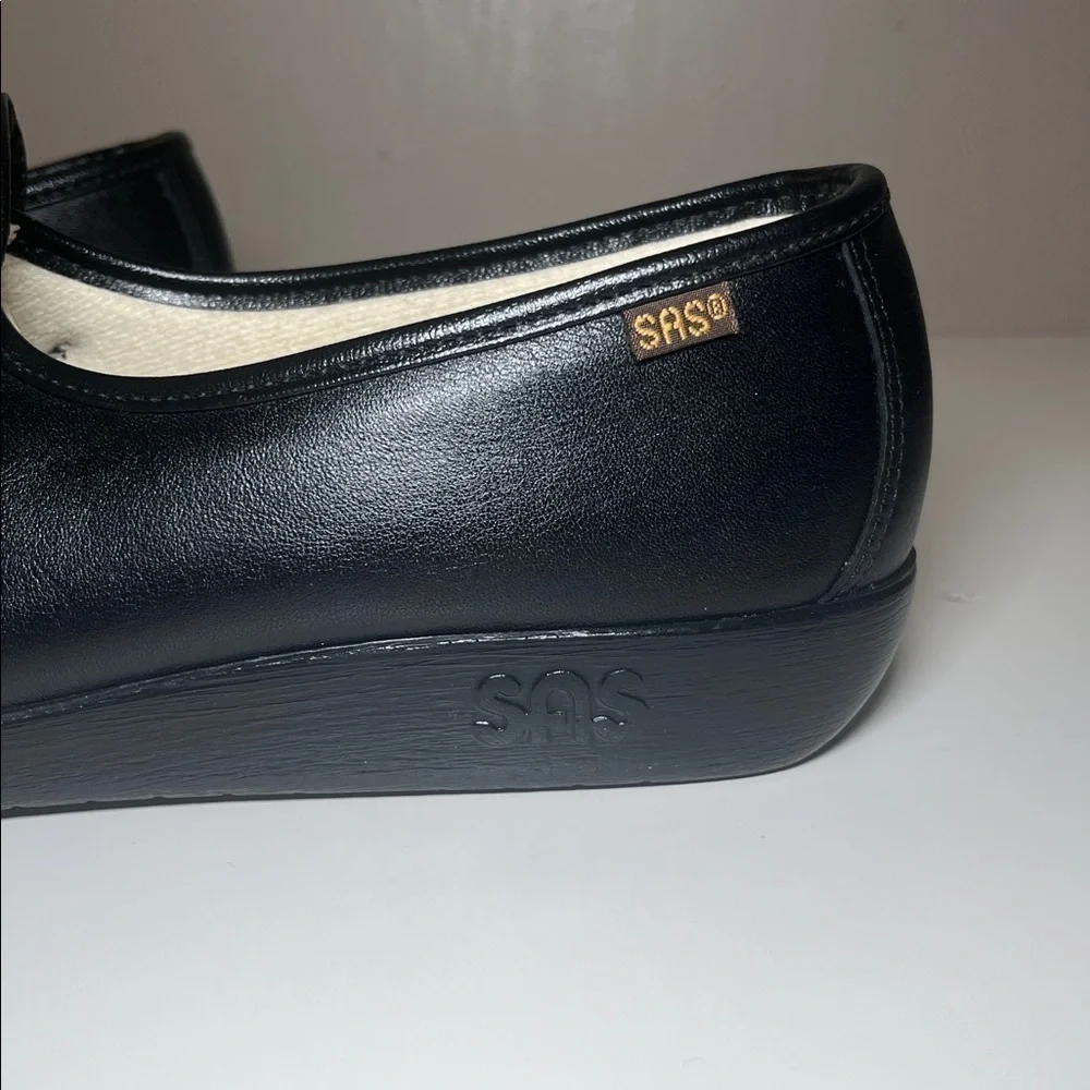 SAS (San Antonio Shoemakers) Classic Timeless Black Leather Loafer New 9WW